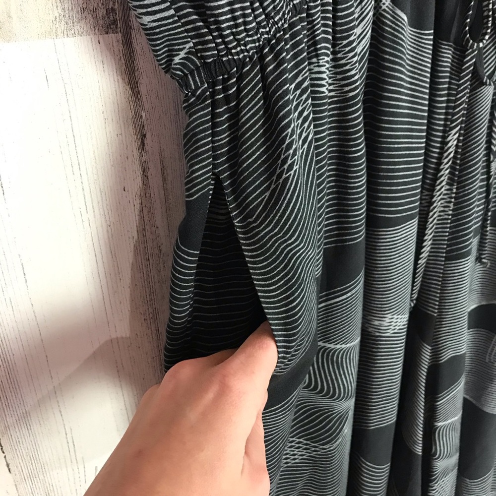 Corey Lynn Calter Black & Gray Patterned Jumpsuit - Picture 6 of 7